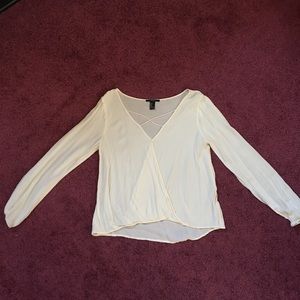 Lone sleeve blouse
